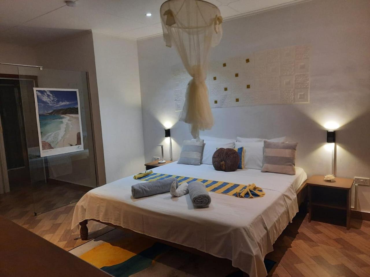 Tandif Villa Sea View Takamaka Luaran gambar